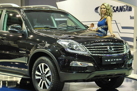 Presentación del Rexton W en París 2012