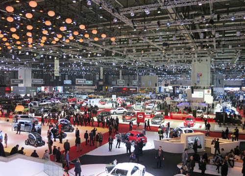 Vista general del Salón del Automóvil de Ginebra 2013