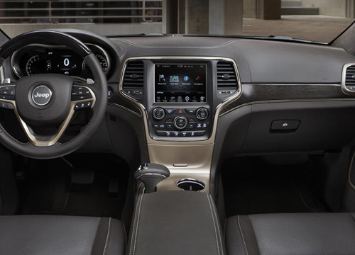 Interior del Jeep Cherokee 2014